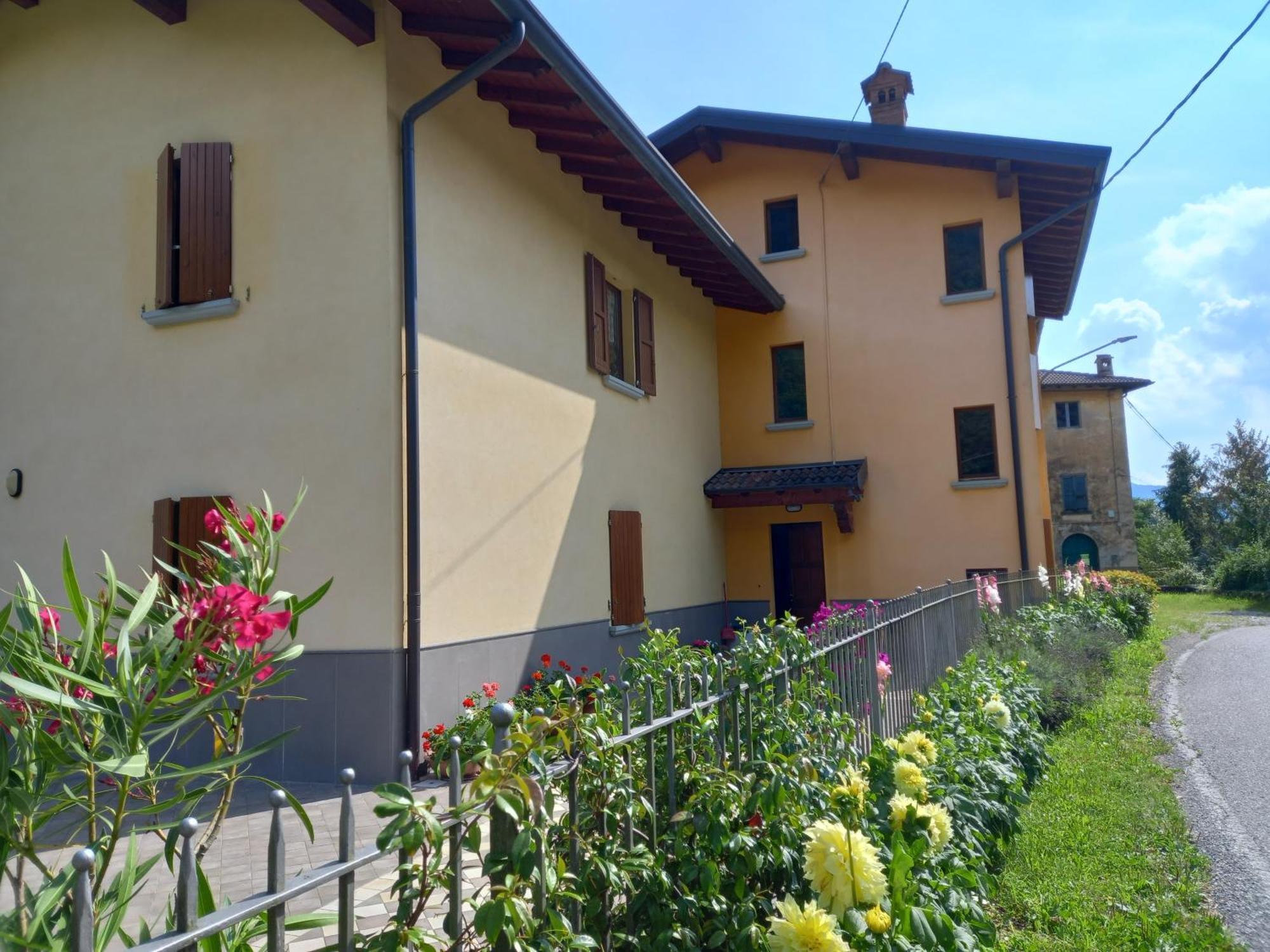 Casa Vacanze Tania Somendenna Экстерьер фото